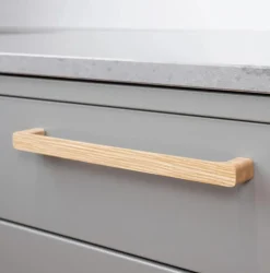 Sans Handtag C/C 224, Valnöt