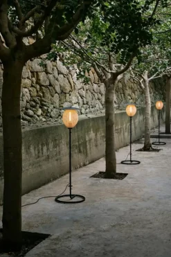 GUBI Golvlampor|Golvlampor Utomhus-Satellite Golvlampa Utomhus, Cream White Semi Matt