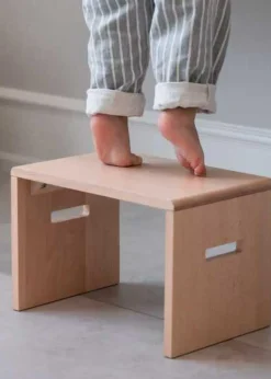 Sebra Stegpall, Trä