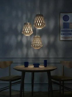 Signature P28 Pendel, Brun