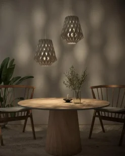 Signature P28 Pendel, Brun