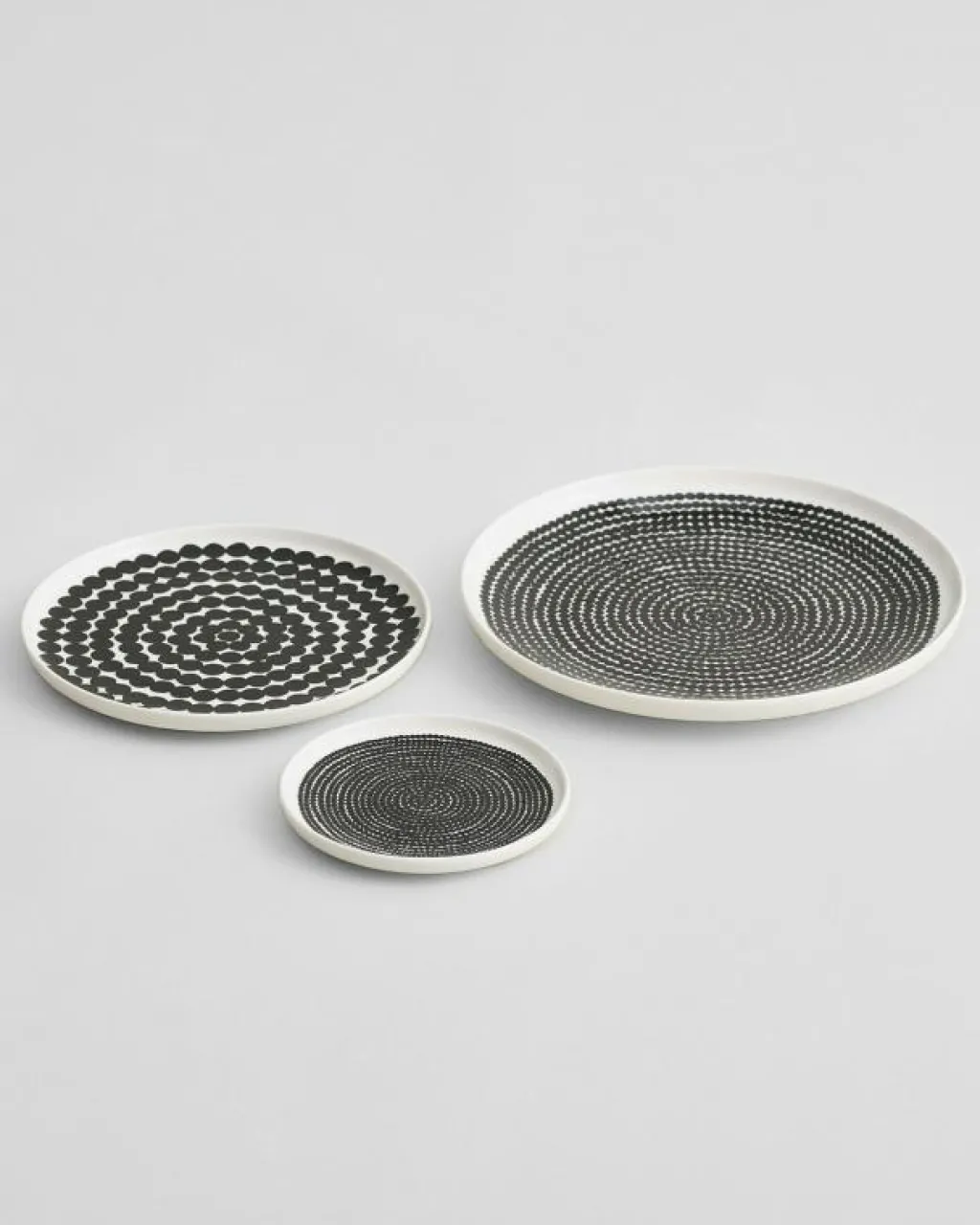 Marimekko Mattallrikar-Siirtolapuutarha Tallrik 20 cm, Vit / Mörkblå