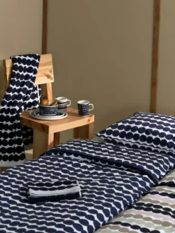 Marimekko Mattallrikar-Siirtolapuutarha Tallrik 20 cm, Vit / Mörkblå