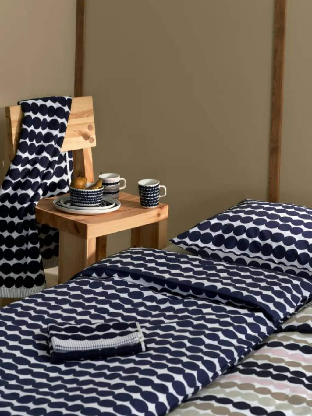 Marimekko Mattallrikar-Siirtolapuutarha Tallrik 20 cm, Vit / Mörkblå