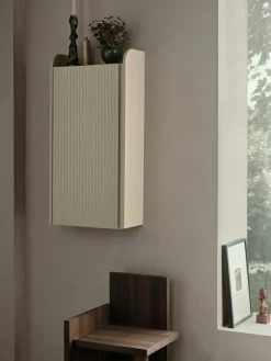 Ferm Living Väggskåp-Sill Väggskåp, Dark Stained Oak