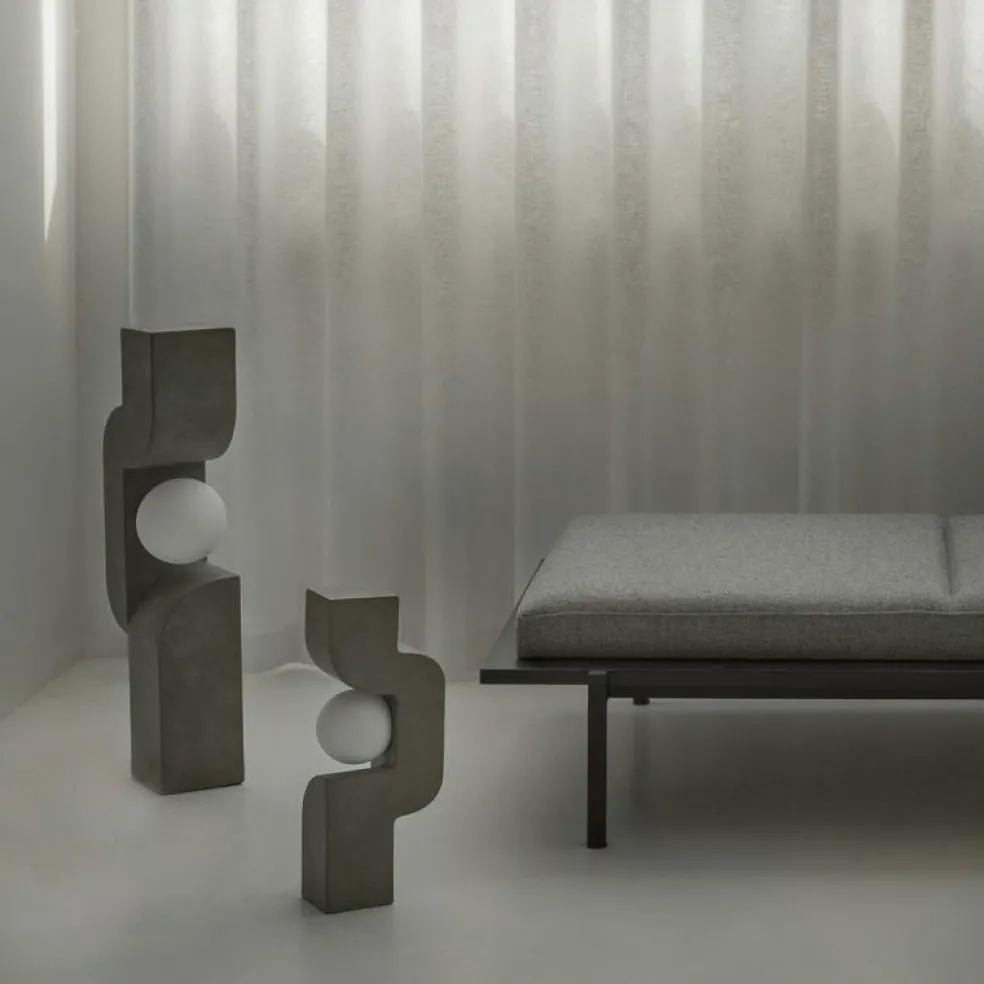 Sitting Man Golvlampa