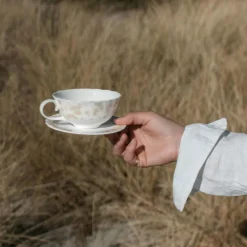 Slåpeblom Tekopp Med Fat 30 cl, Varmgrå