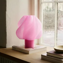 Crème Atelier Bordslampor-Soft Serve Table lamp Grande Peach Sorbet