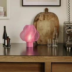 Crème Atelier Bordslampor-Soft Serve Table lamp Grande Peach Sorbet