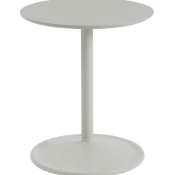 Muuto Sidobord & Avlastningsbord-Soft Sidobord Ø41x48 cm, Massiv Rökt Ek / Svart