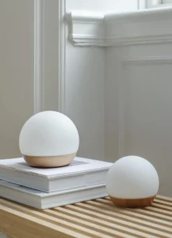 Spring Snowball Portabel Bordslampa Ø11 cm, Vit