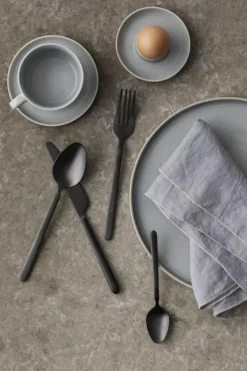 STELLA Bestickset 16 Delar, Svart