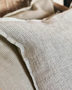 House Doctor Örngott-Streak Kuddfodral 50x50 cm, Senapsgul