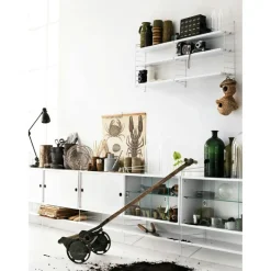 String Modulära Hyllsystem-Gavel Golv 30x85 cm 1-pack, Mörkgrå