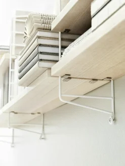 String Pocket Hylla, Nybroblå