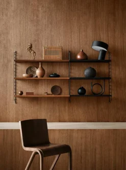 String Pocket Hylla, Nybroblå