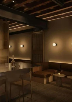 Edgeform Vägglampor|Plafonder-Stringball 1 Vägg-/Taklampa, Mässing