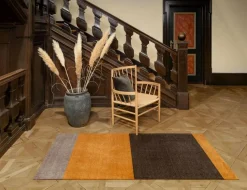 Tica Copenhagen Plastmattor-Stripes Matta Dijon/Brun, 90x200 cm