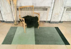 Tica Copenhagen Plastmattor-Stripes Matta Ljusgrön / Mörkgrön, 90x130 cm