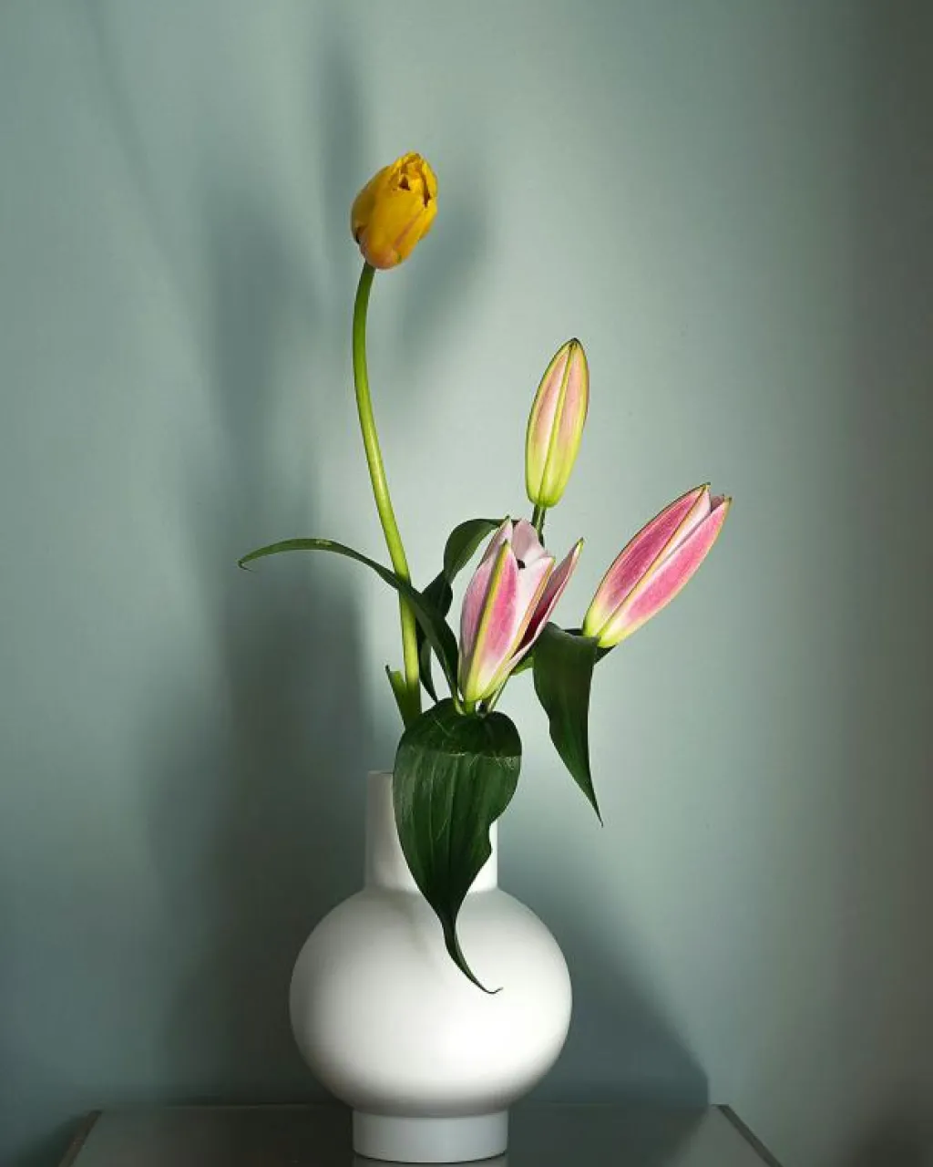 Raawii Vaser-Strøm Vas 33 cm, Vaporous Grey