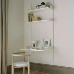 Study Hylla, Svart / Valnöt