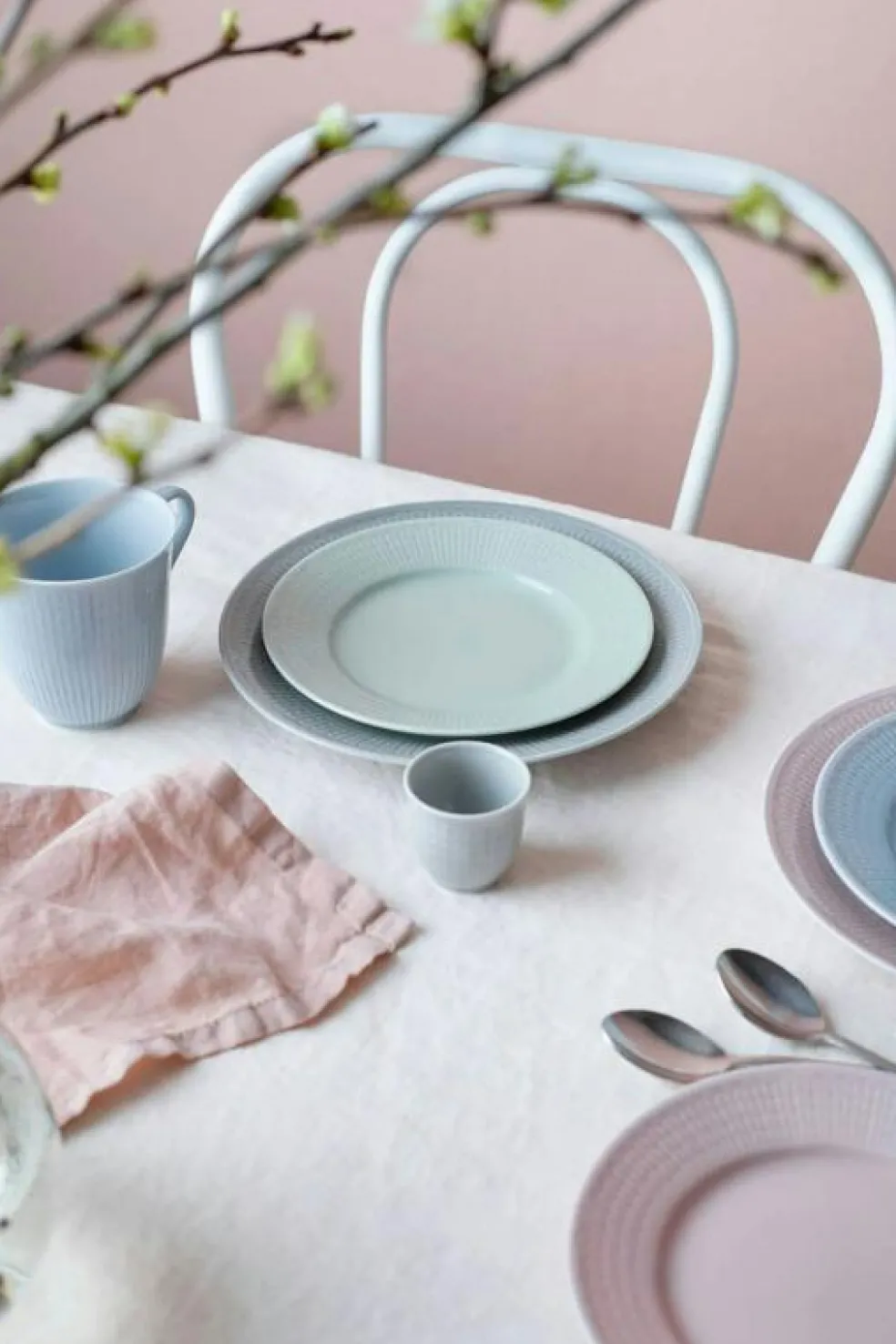 Swedish Grace Djup Tallrik 19 cm, Snö (Vit)