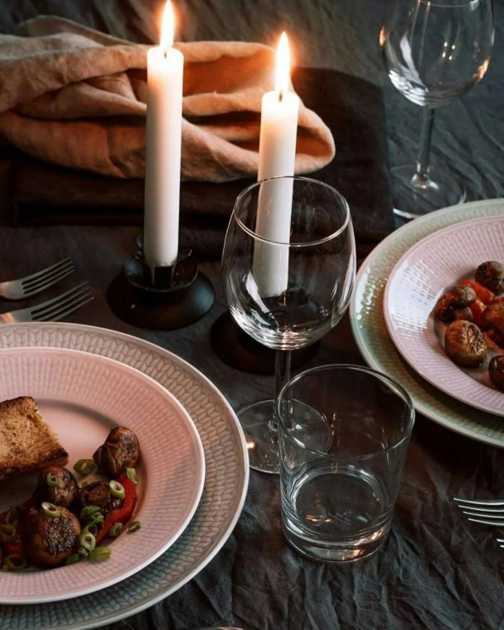 Swedish Grace Djup Tallrik 19 cm, Snö (Vit)