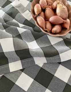 Recycled by Wille Dukar & Löpare-Ted Duk 140x250 cm, Olivgrön