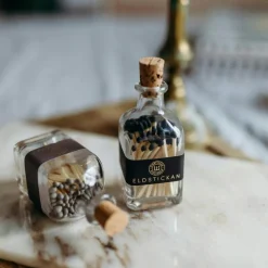 Eldstickan Tillbehör Ljusstakar & Ljuslyktor-Tändsticksburk Liten, Gran