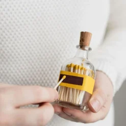 Eldstickan Tillbehör Ljusstakar & Ljuslyktor-Tändsticksburk Liten, Gran