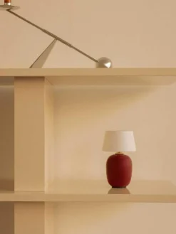 Audo Copenhagen Portabla Lampor|Portabla Lampor-Torso Lampa Portabel Ø11,7 cm, Rubinröd