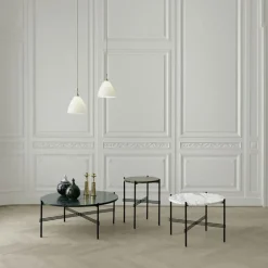 GUBI Sidobord & Avlastningsbord|Soffbord-TS Soffbord 55 cm, Polerat Stål / Vit Carraramarmor