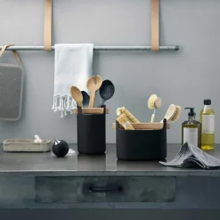 Tvåldispenser, Svart