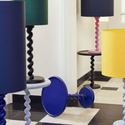 Polspotten Sidobord & Avlastningsbord-Twister Sidobord, Ljusblå