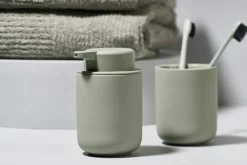 Ume Tandborstmugg, Eucalytus