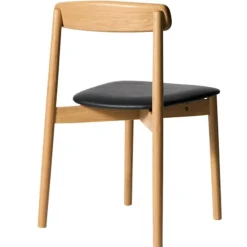 Unite Stol, Vitpigmenterad Ek