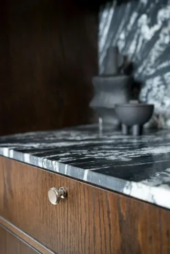 Beslag Design Knoppar & Dörrhandtag-Uno Knopp 30 mm, Burnished Brass