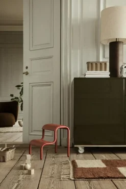 Barn Ferm Living KIDS Barnstolar-Up Step Pall, Poppy Red