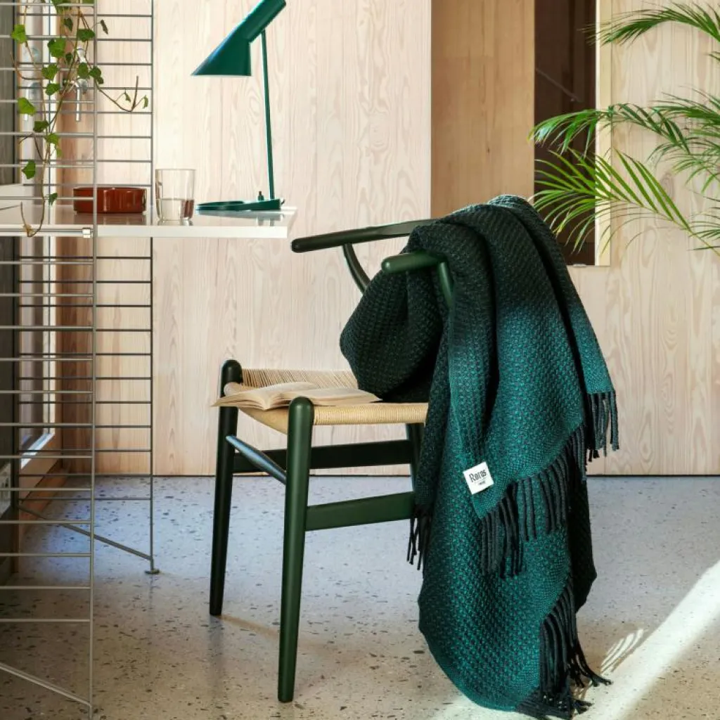 Røros Tweed Plädar & Filtar-Vega Pläd 150x210 cm, Svart