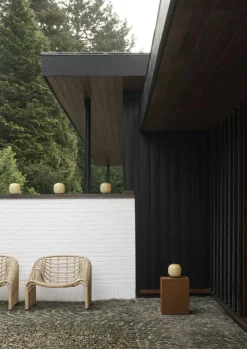 Louis Poulsen Portabla Lampor|Portabla Lampor-VL 45 Radiohus Bordslampa Portabel, Mässing / Glossy White