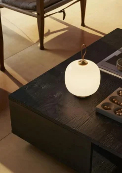 Louis Poulsen Portabla Lampor|Portabla Lampor-VL 45 Radiohus Bordslampa Portabel, Mässing / Glossy White