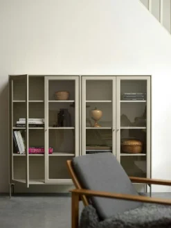 Mavis Skåp & Vitrinskåp-Volt Skåp Glasdörr Vit, 75x32x130 cm