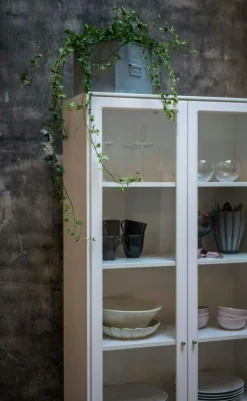 Mavis Skåp & Vitrinskåp-Volt Skåp Glasdörr Vit, 75x32x130 cm