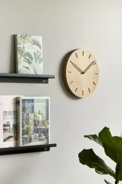 Watch:Out Väggklocka, Rökt Ek / Mässing