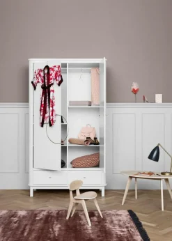 Barn Oliver Furniture Klädförvaring Barn-Wood Garderob med 2 Dörrar, Vit